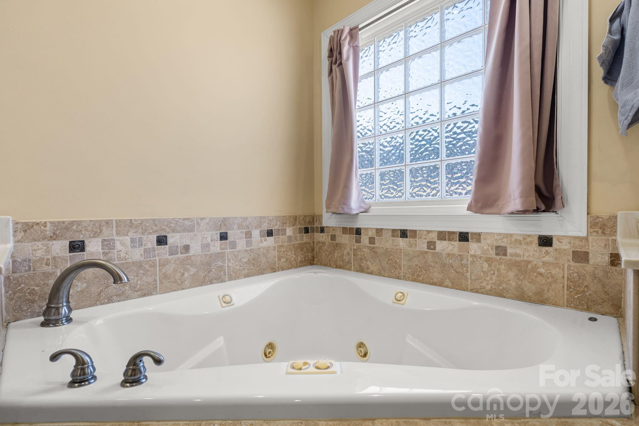 Barringer Woods - Residential