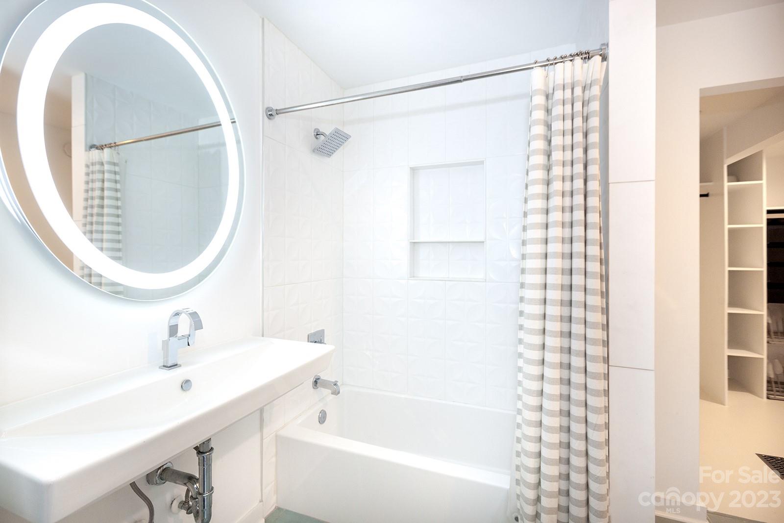 Oakhurst - Residential