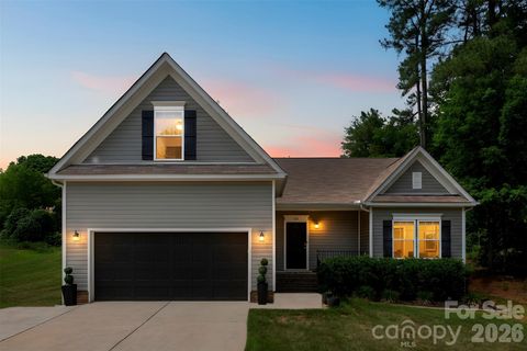 Photo of 115 Stoney Lane, Cherryville, NC 28021 (MLS # 4383050)