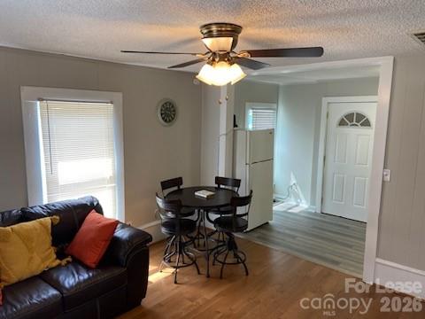 223 E Glendale Avenue D