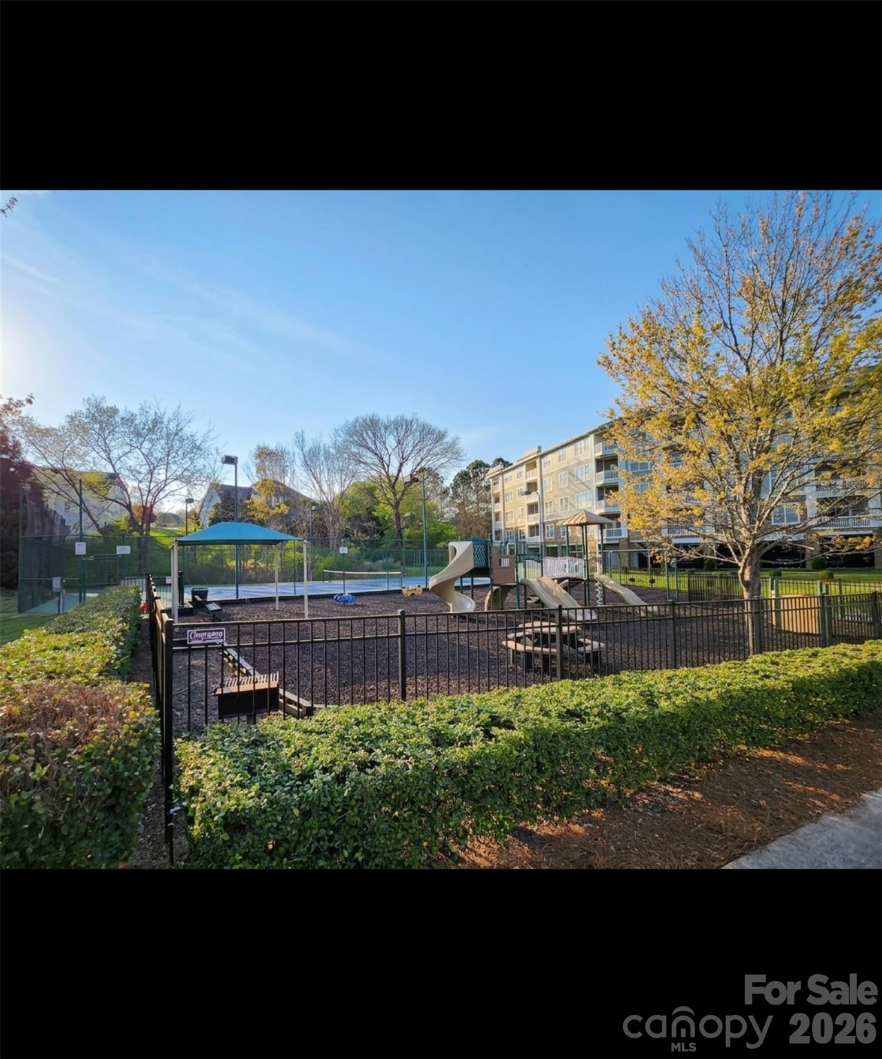 Riverfront - Residential