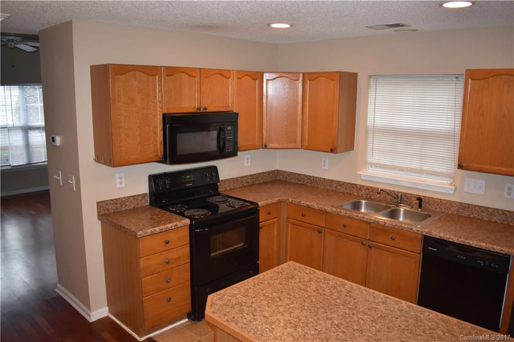 Huntington Ridge - Residential