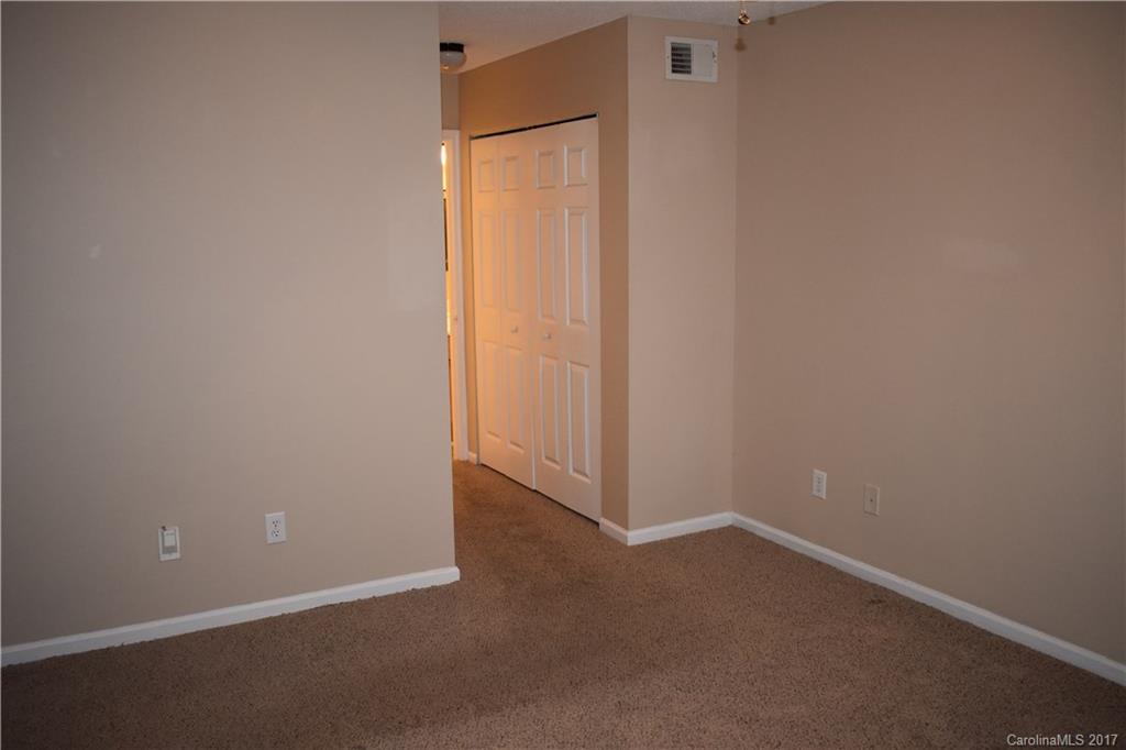 Huntington Ridge - Residential