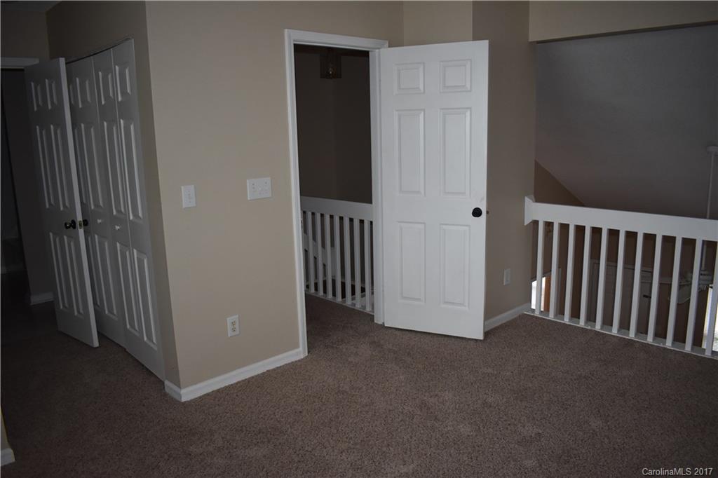 Huntington Ridge - Residential