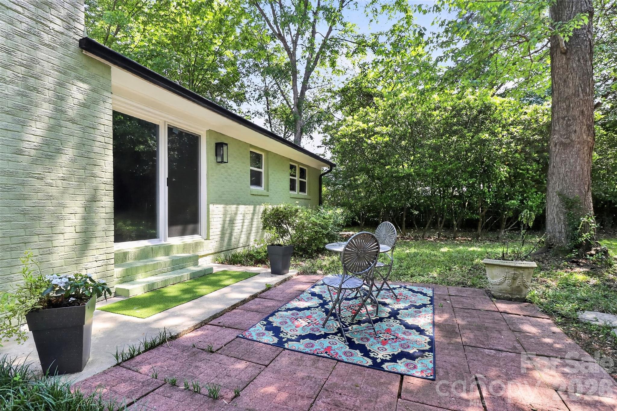 Dutchman Heights - Residential