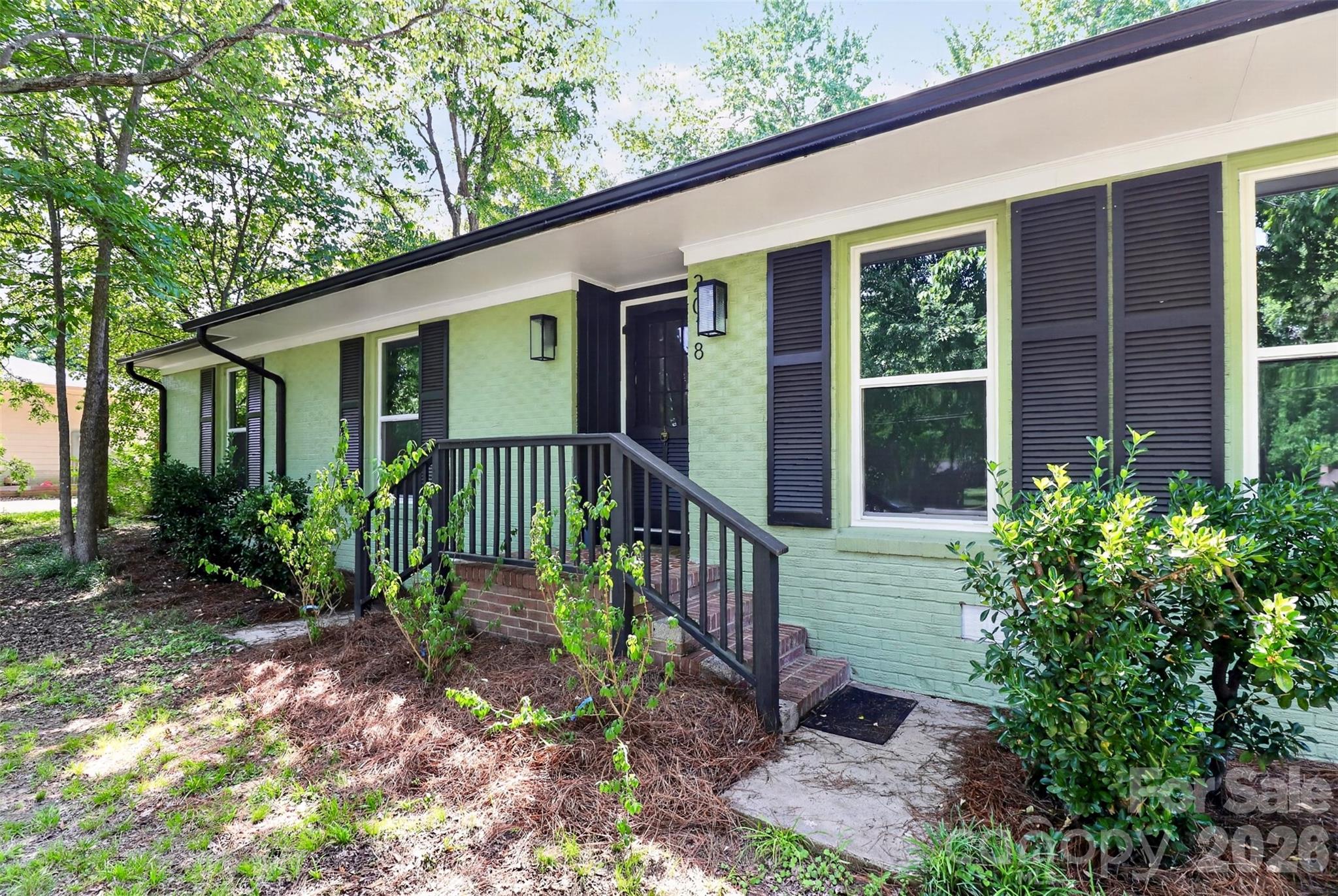Dutchman Heights - Residential
