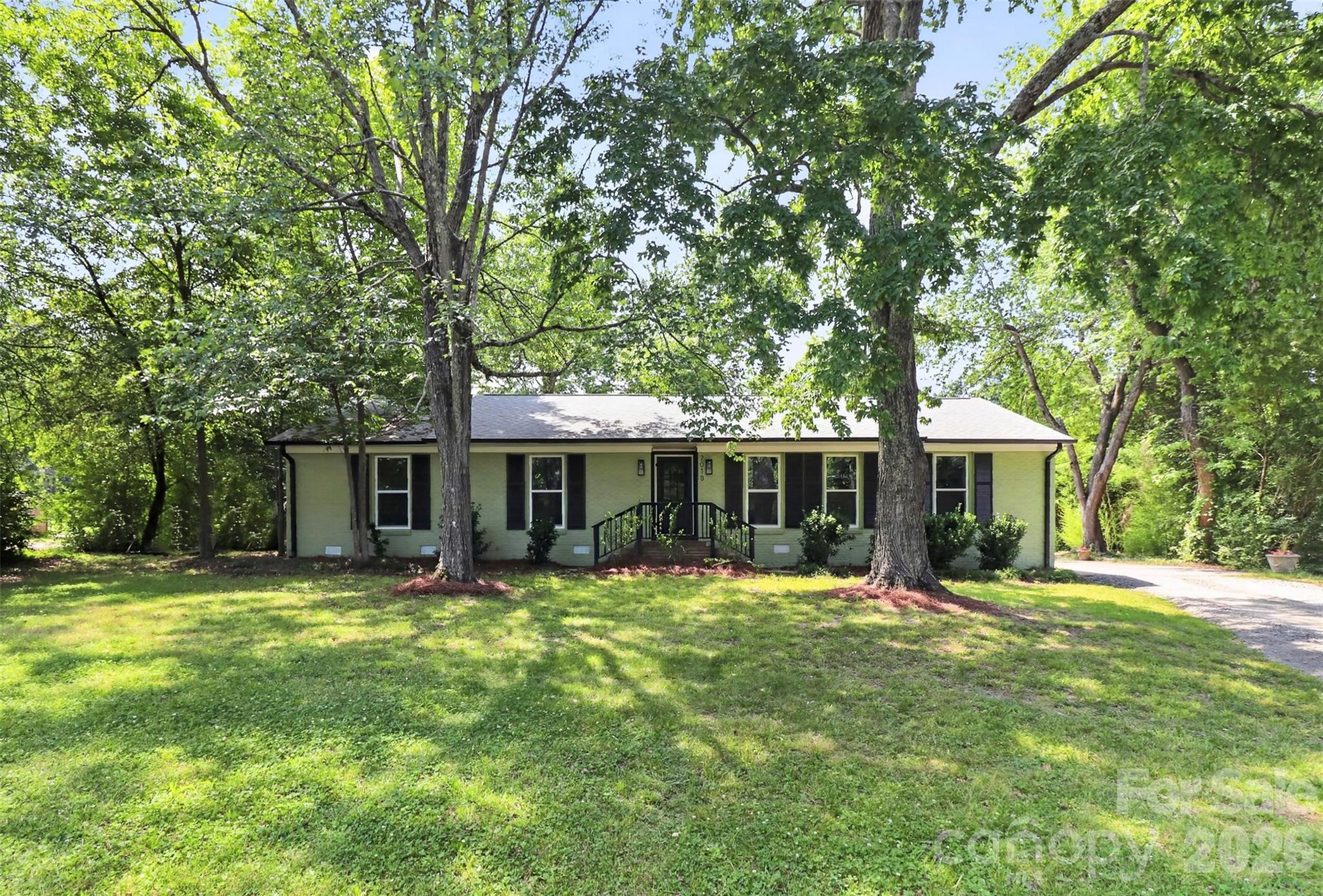 Dutchman Heights - Residential