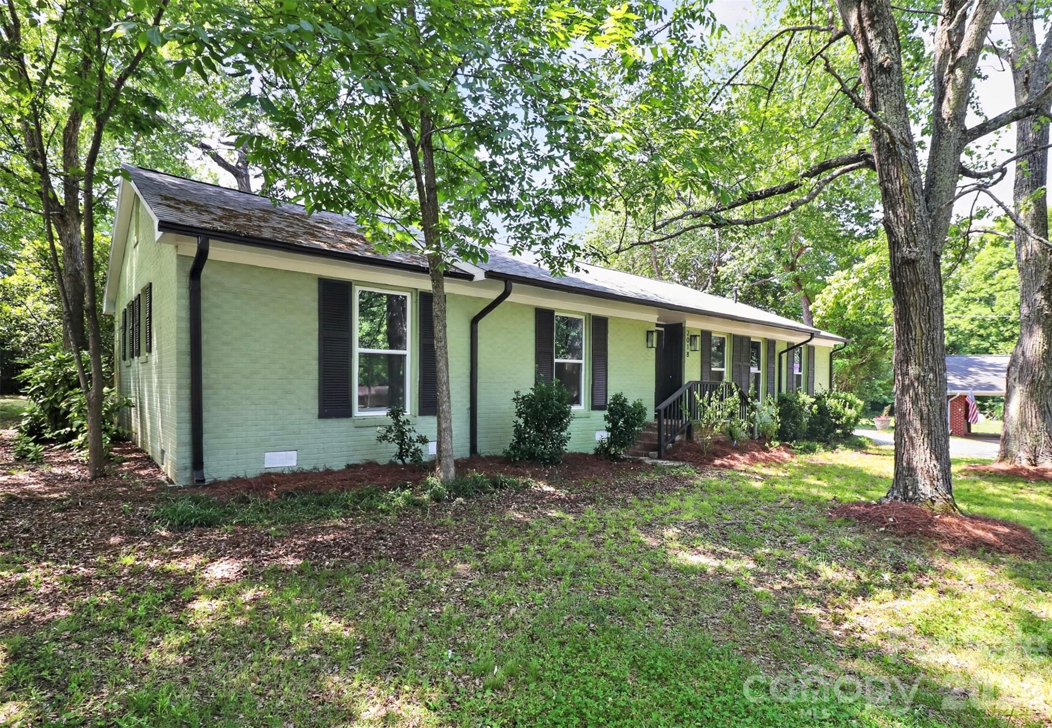 Dutchman Heights - Residential