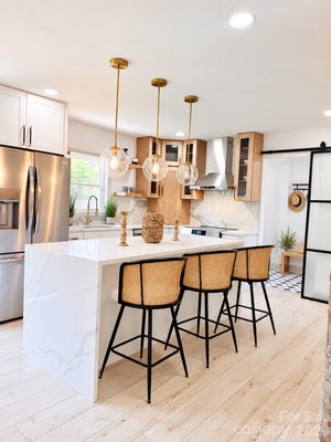 1906 ASHLEY RD, CHARLOTTE, NC 28208 - Image 1df2d8bbf94d5e47f8f3e93c492dba86/3846061665