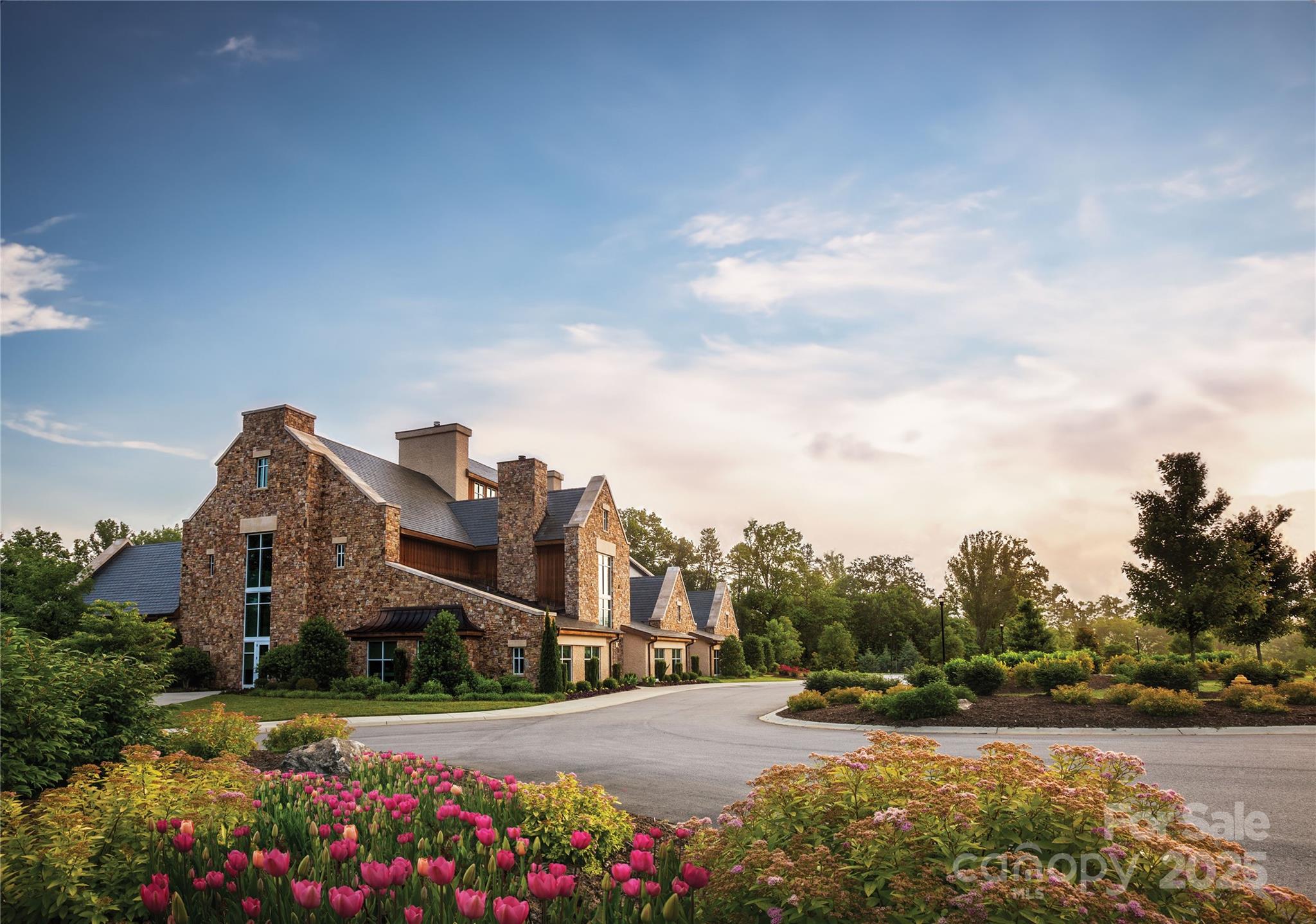 11 Nestlewood Drive 310