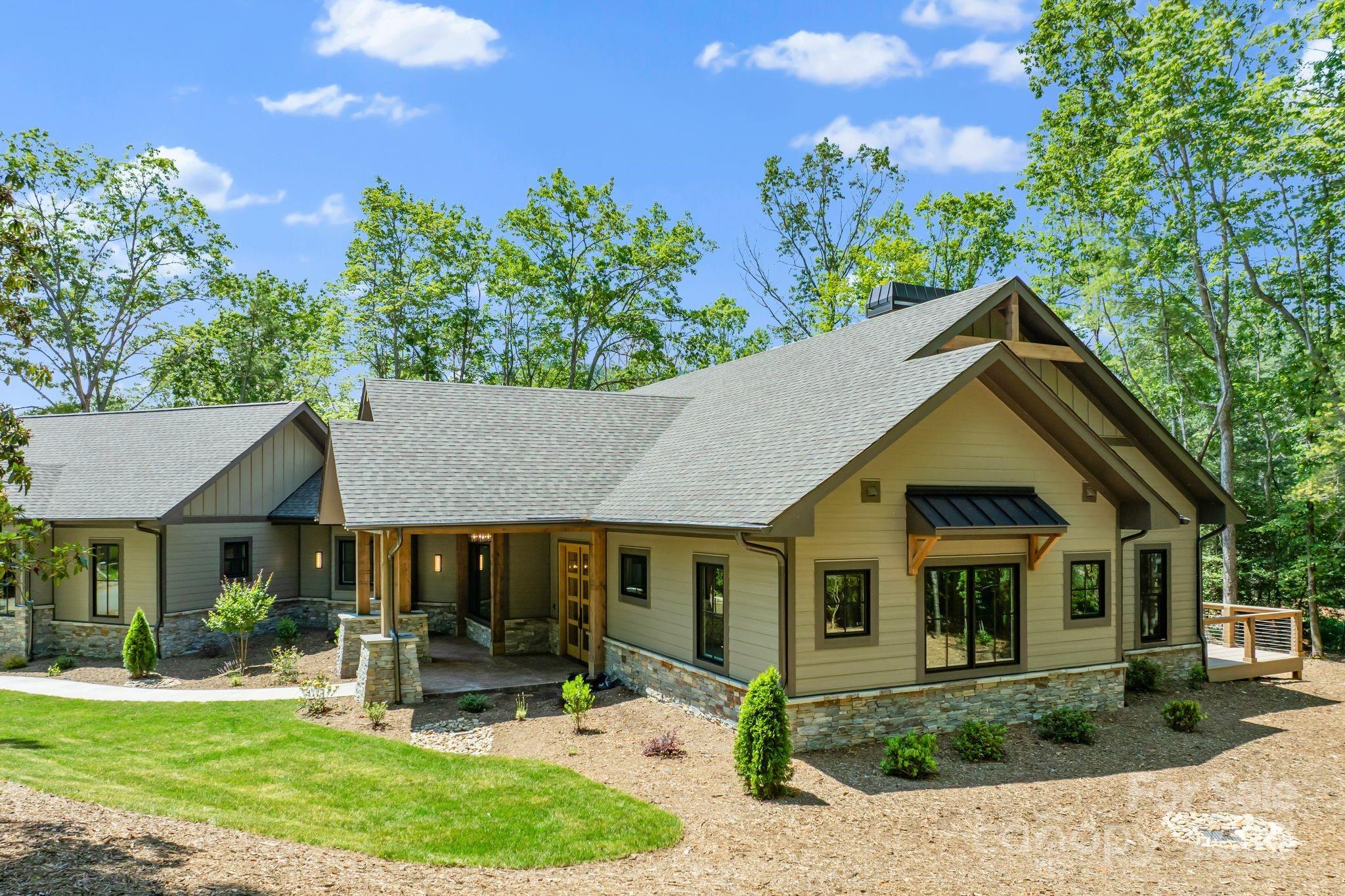 11 Nestlewood Drive 310