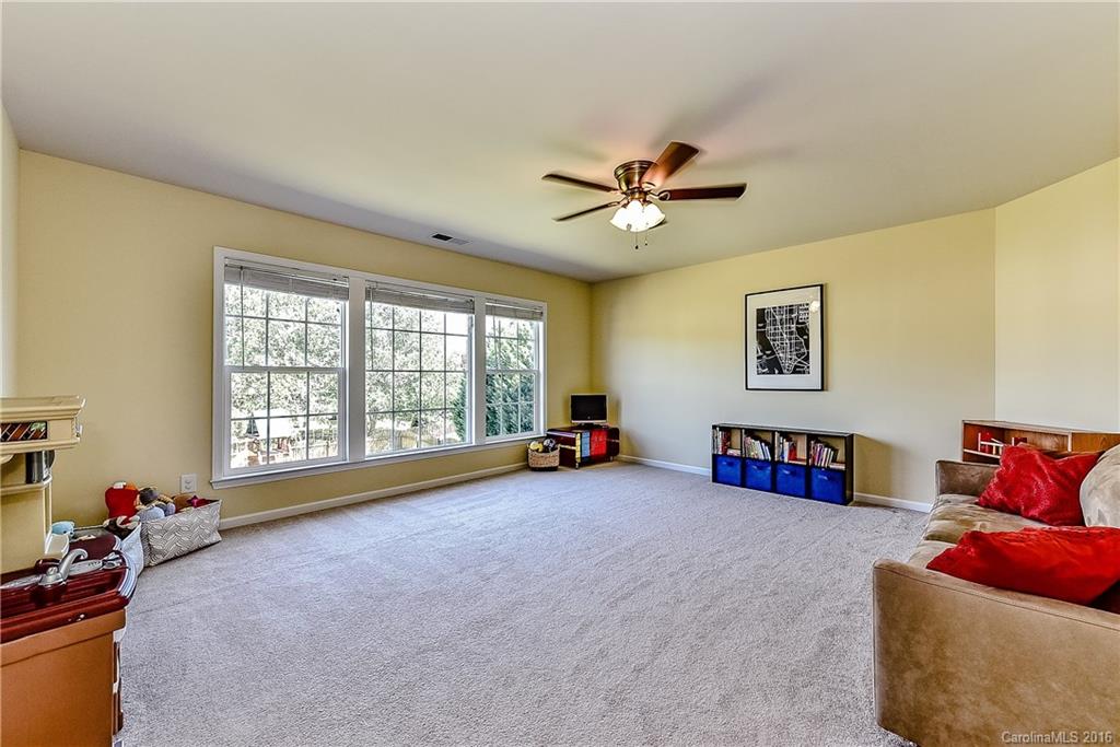 Weston Glen - Residential