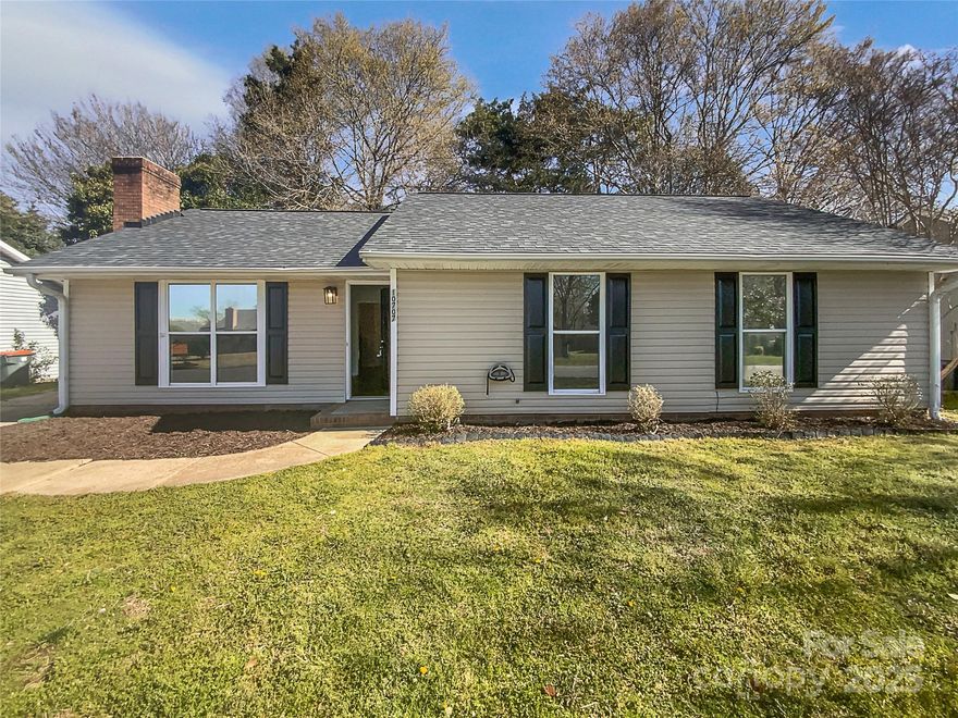 100-Day Home Warranty coverage available at closing.Seller may consider buyer concessions if made in an offer. Check out this stunner! This home has Fresh Interior Paint, Partial flooring replacement in some areas. A fireplace and a soft neutral color palette create a solid blank canvas for the living area. The primary bathroom features plenty of under sink storage waiting for your home organization needs. Take it easy in the fenced in back yard. The sitting area makes it great for BBQs! Don't miss this incredible opportunity.