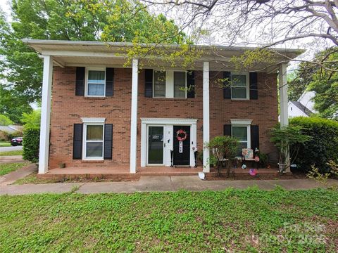 7714 Albemarle Road - Charlotte NC 28227