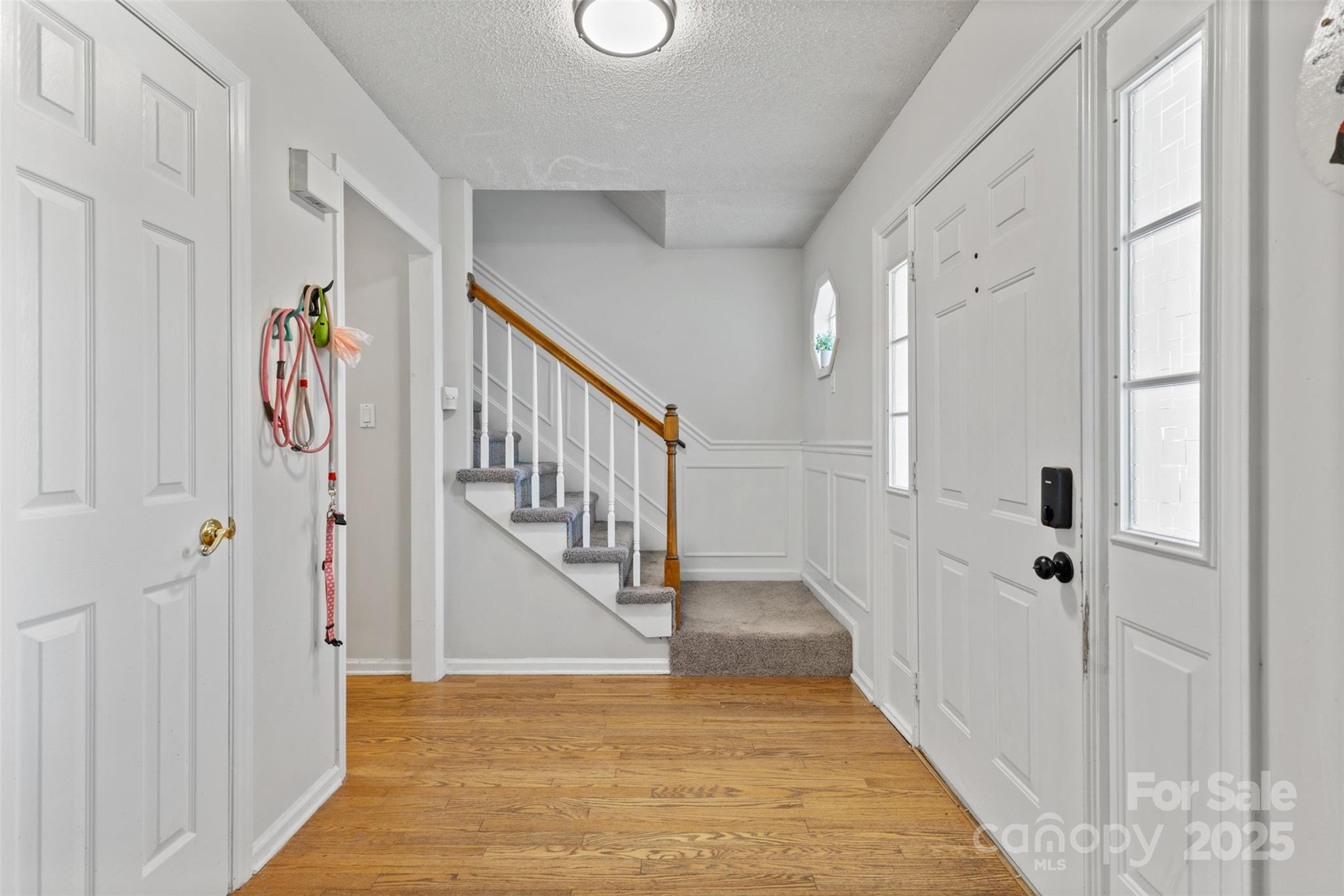 13843 Poppleton Court