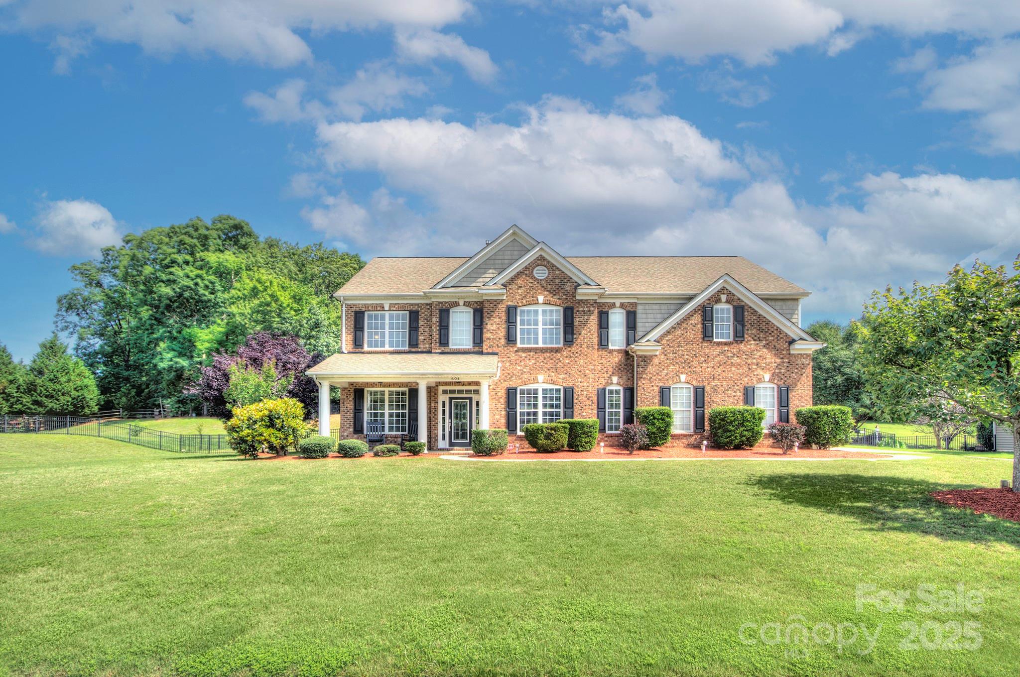 604 Palmerston Lane