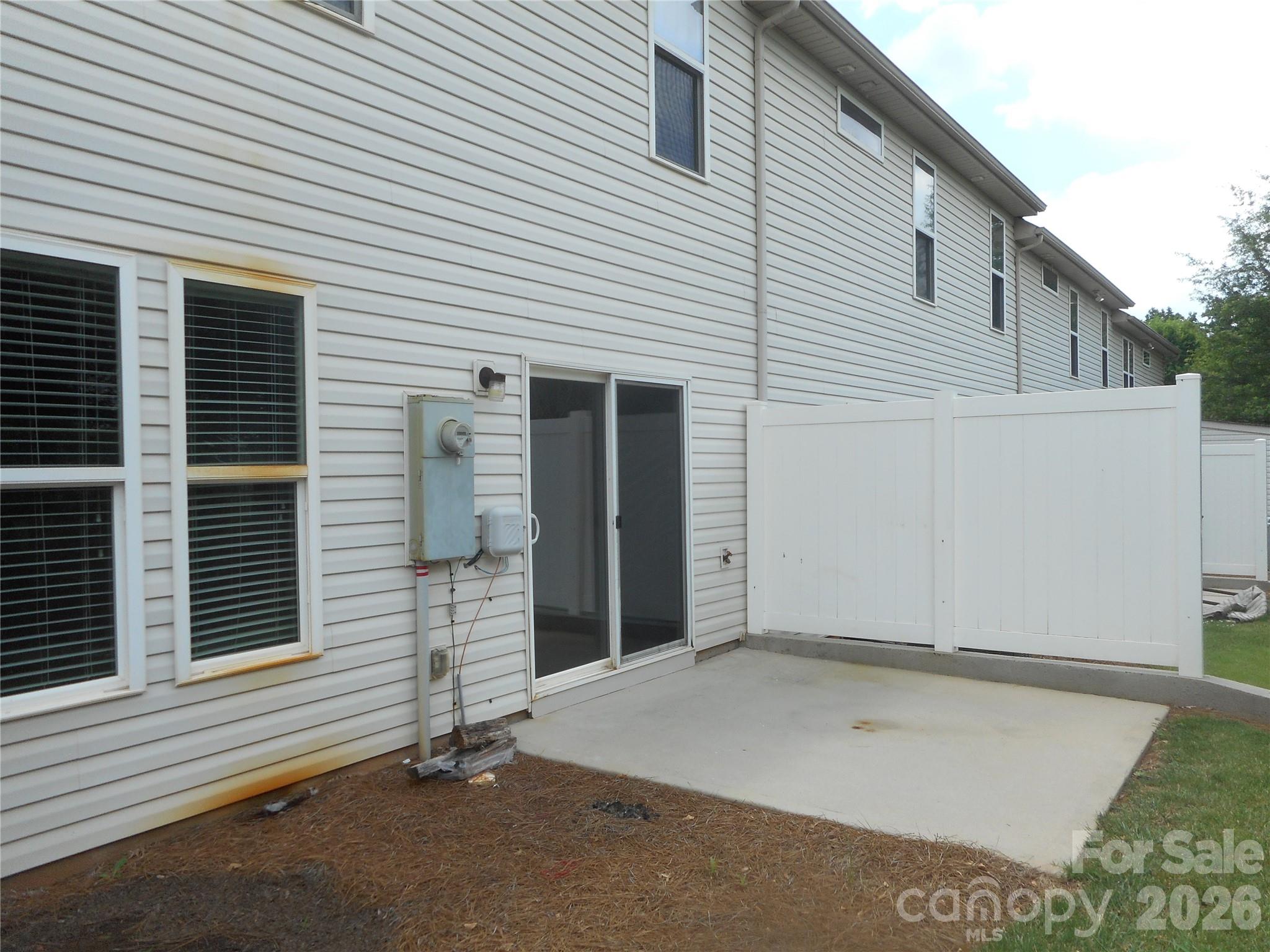 5860 Glassport Lane