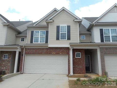 Photo of 5860 Glassport Lane, Charlotte, NC 28210 (MLS # 4398649)
