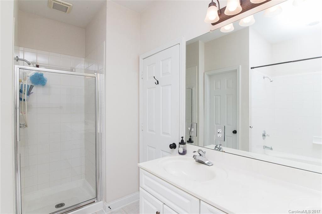 Richmond Hills - Residential