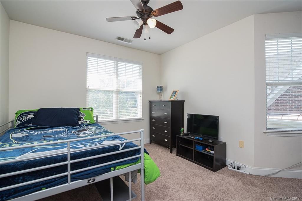 Richmond Hills - Residential