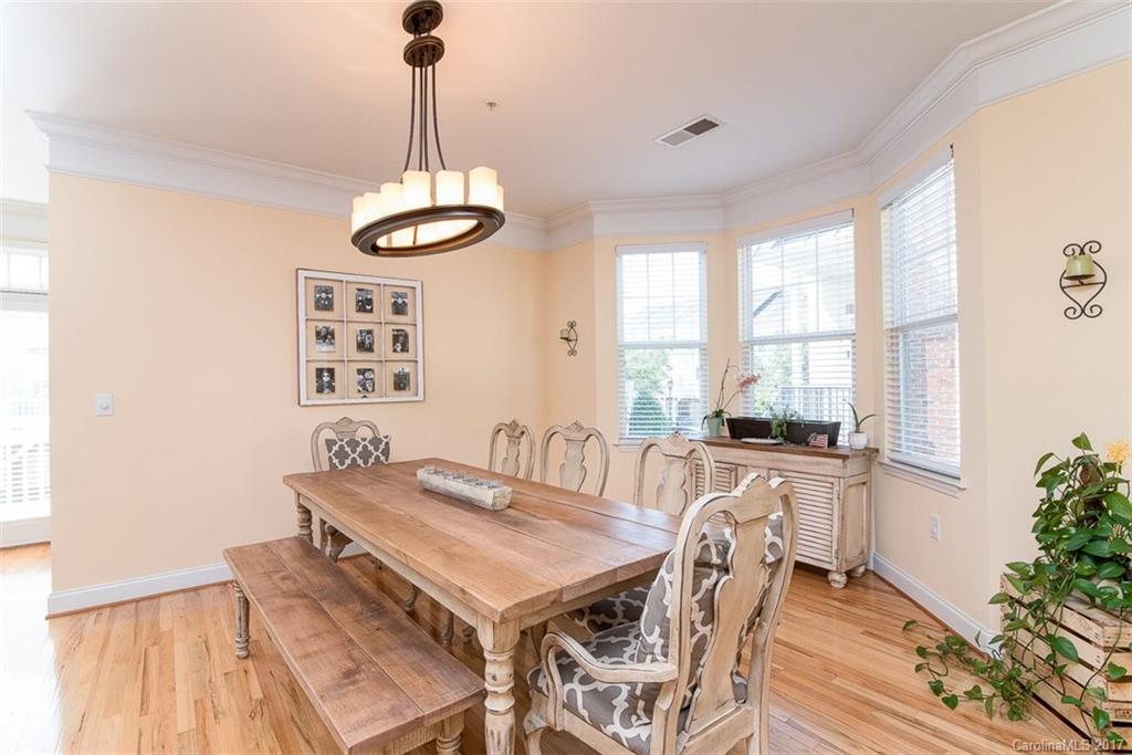 Richmond Hills - Residential