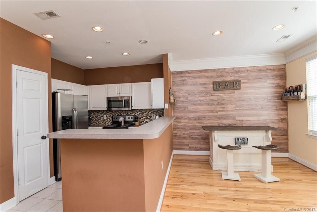 Richmond Hills - Residential