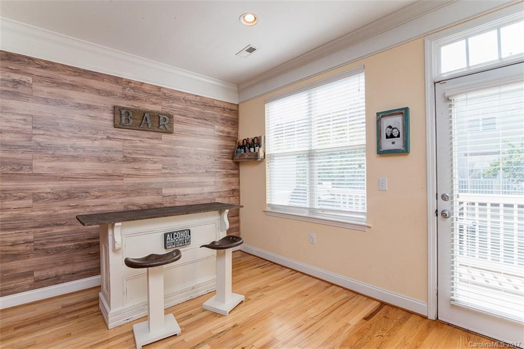 Richmond Hills - Residential