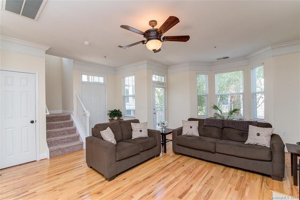 Richmond Hills - Residential