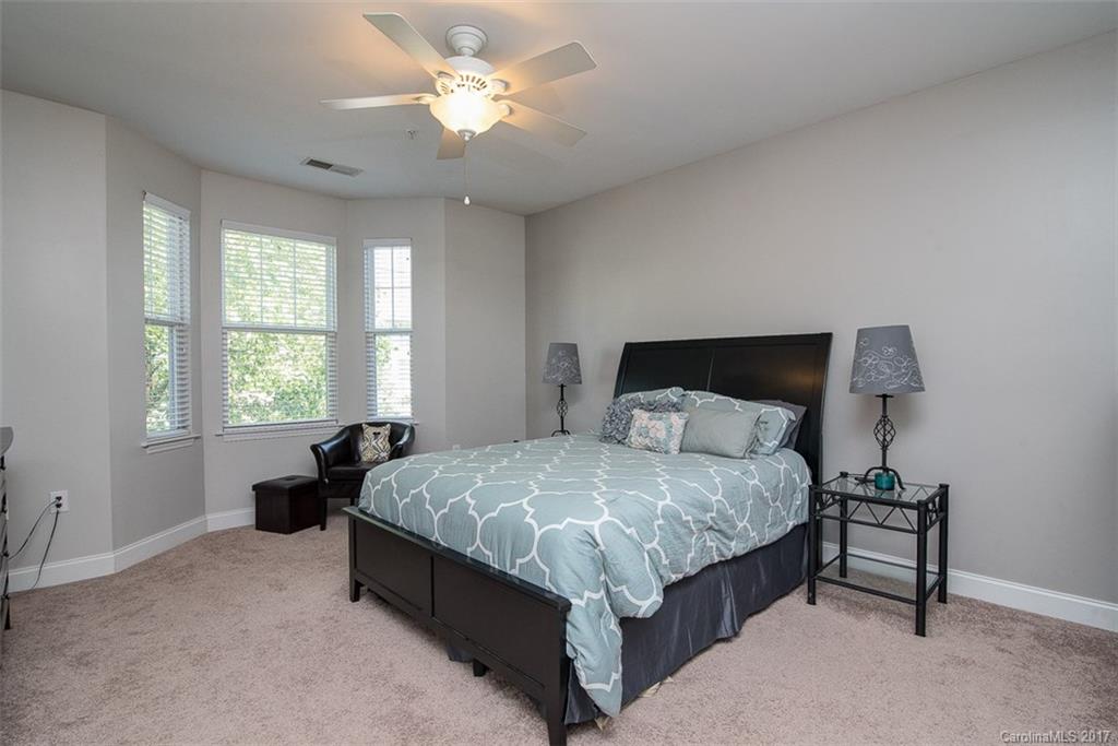 Richmond Hills - Residential