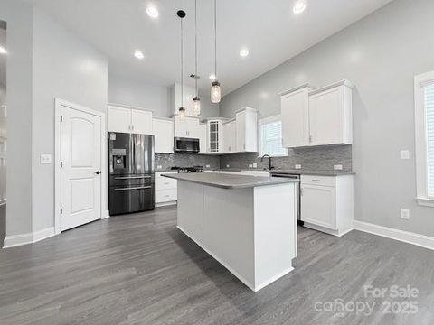 128 Paradise Hills Circle Mooresville NC 28115