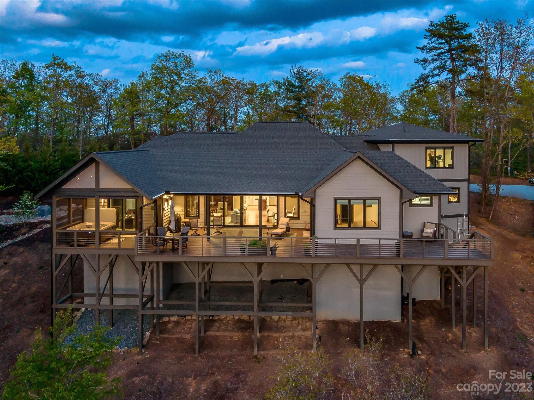 Sutton Knob - Residential