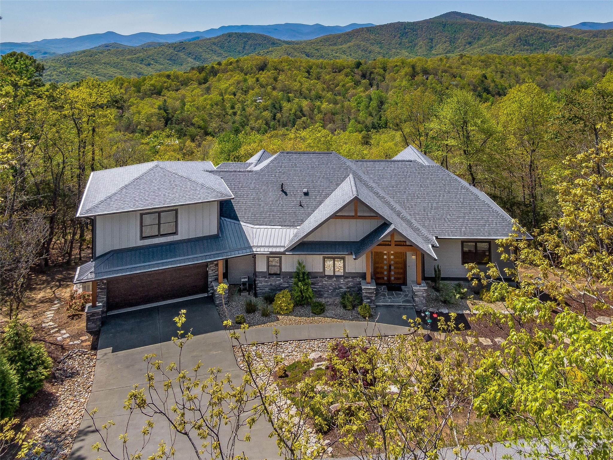 Sutton Knob - Residential