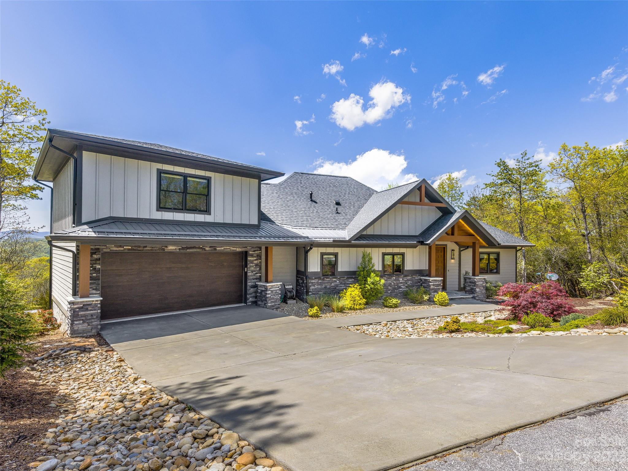 Sutton Knob - Residential