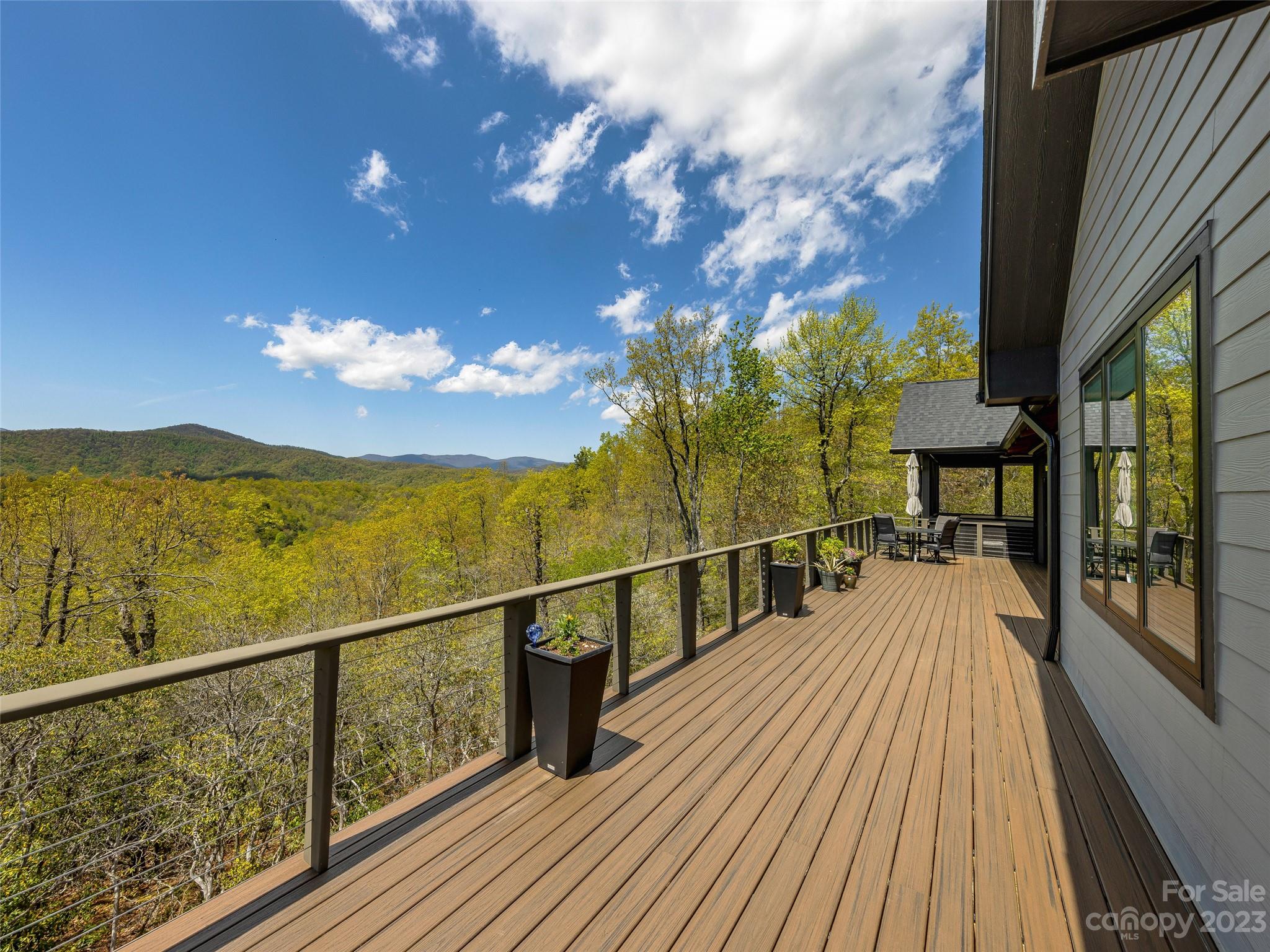 Sutton Knob - Residential