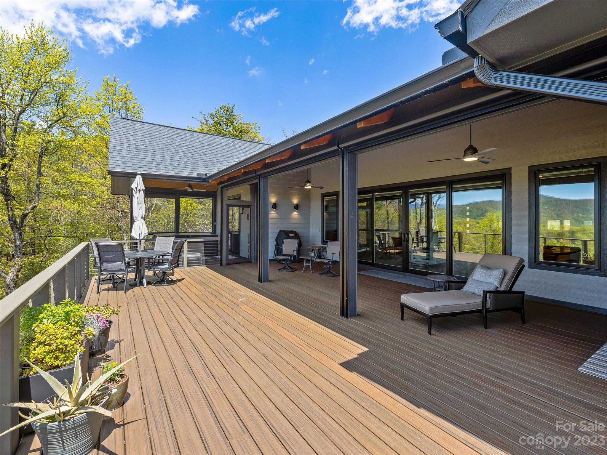 Sutton Knob - Residential