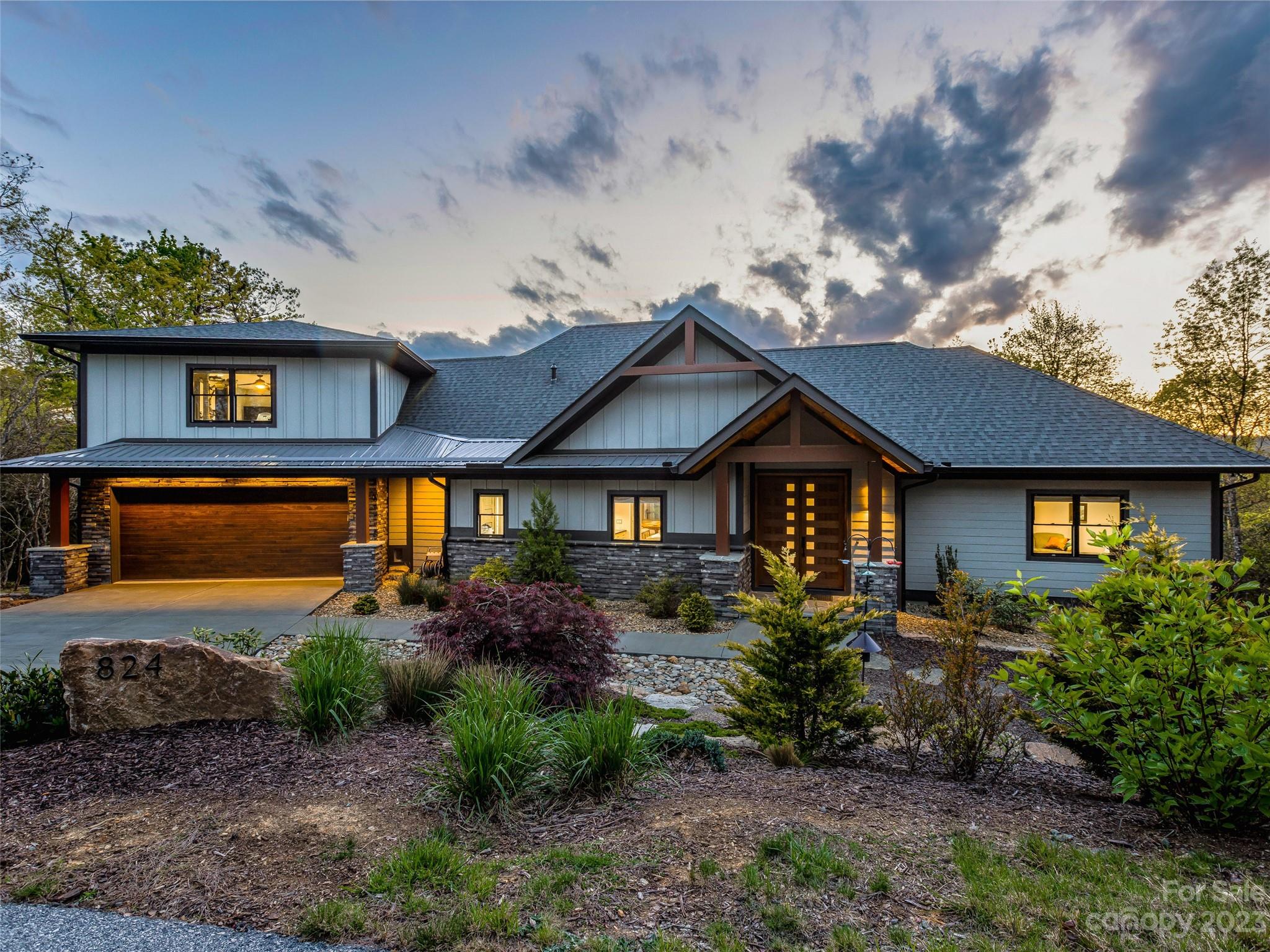 Sutton Knob - Residential