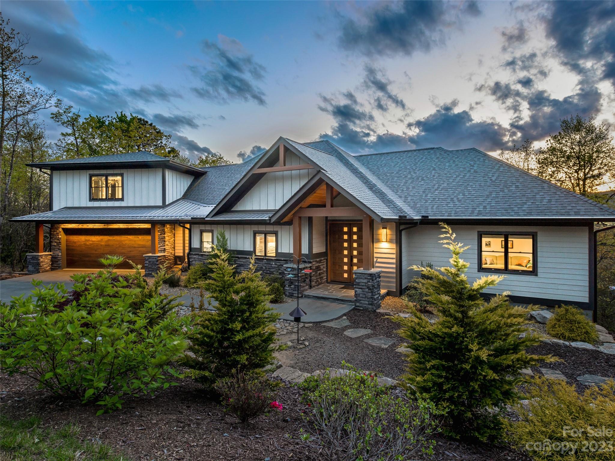 Sutton Knob - Residential