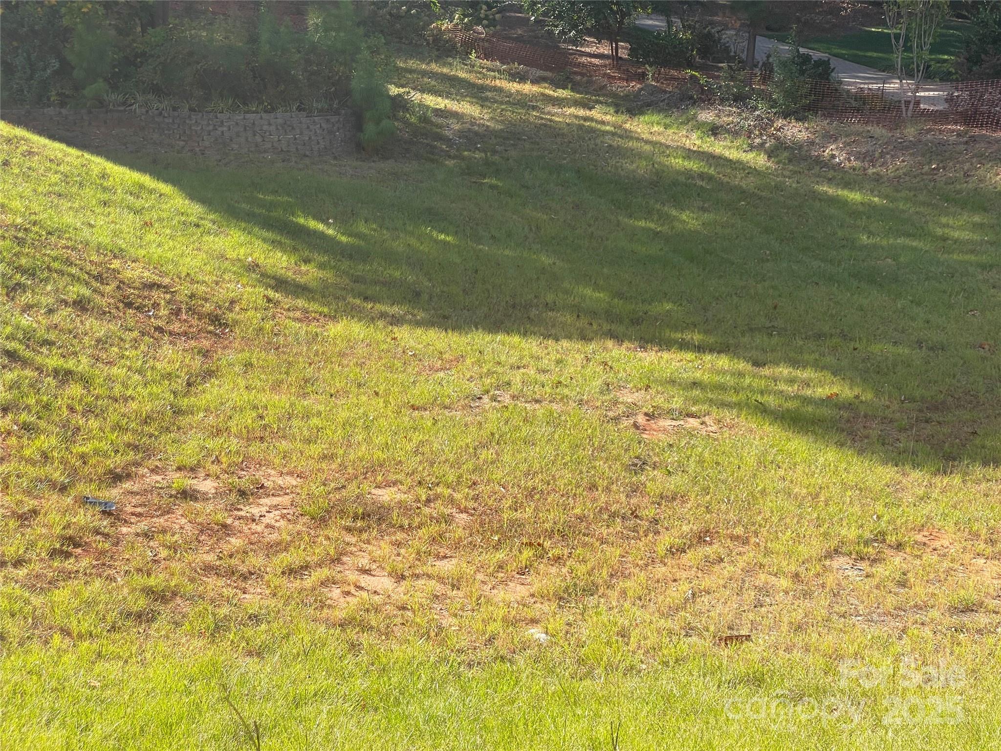 Mountain View Beach - Land