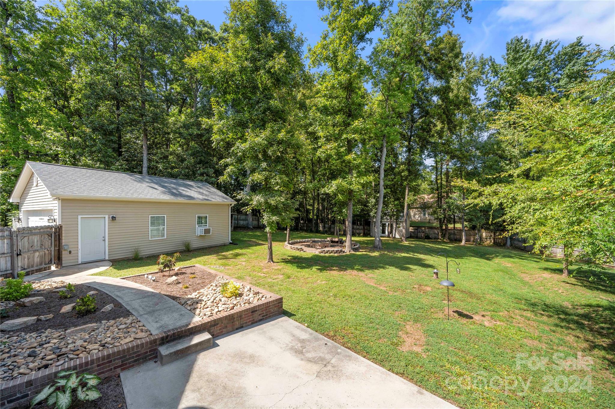 Abbington - Residential