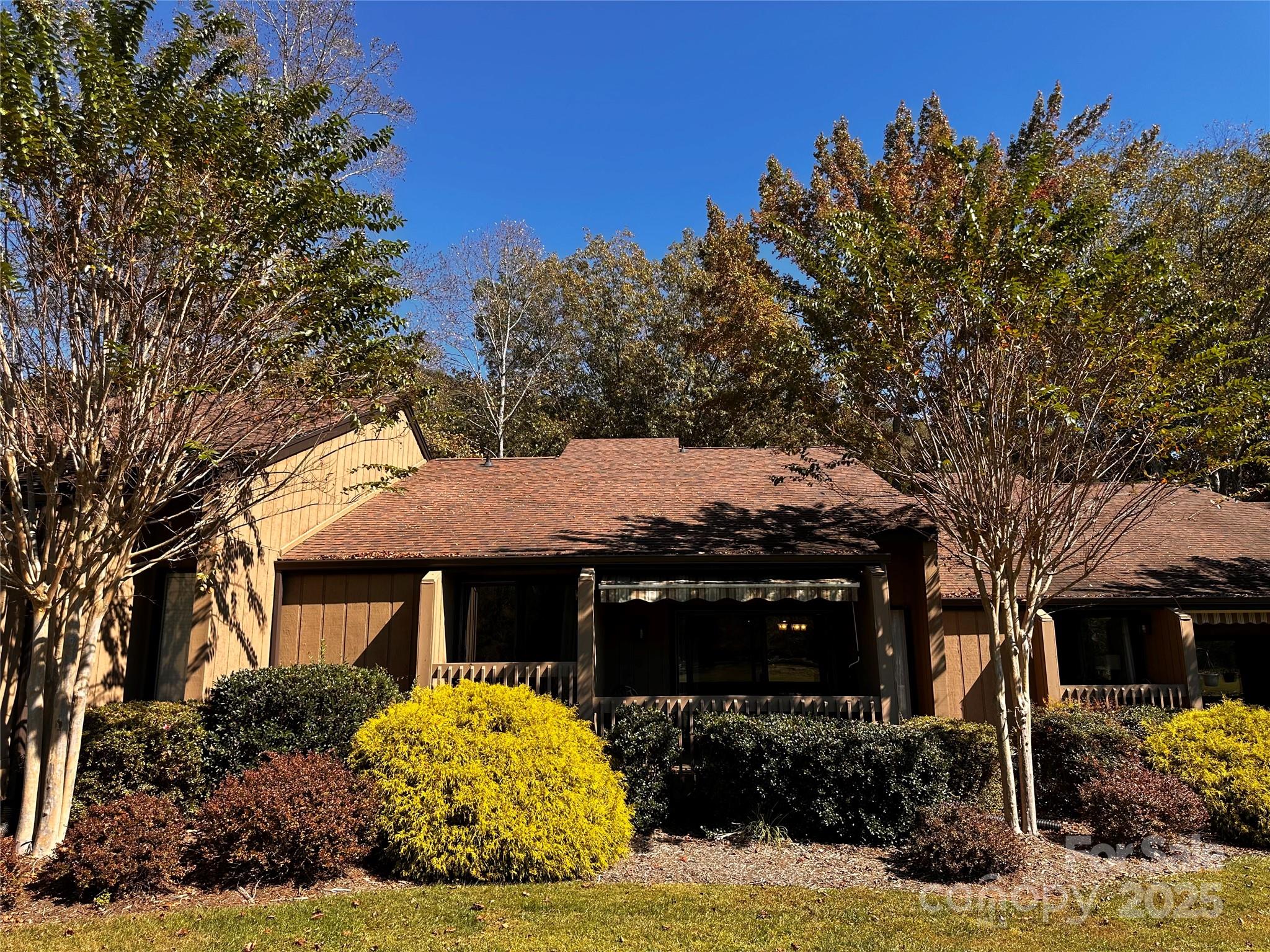 156 S West Lake Drive 1303