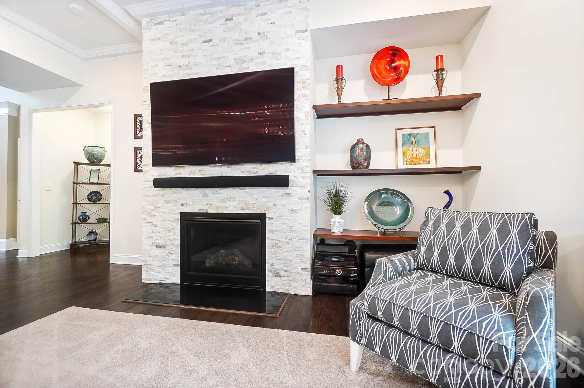 Fairington Oaks - Residential