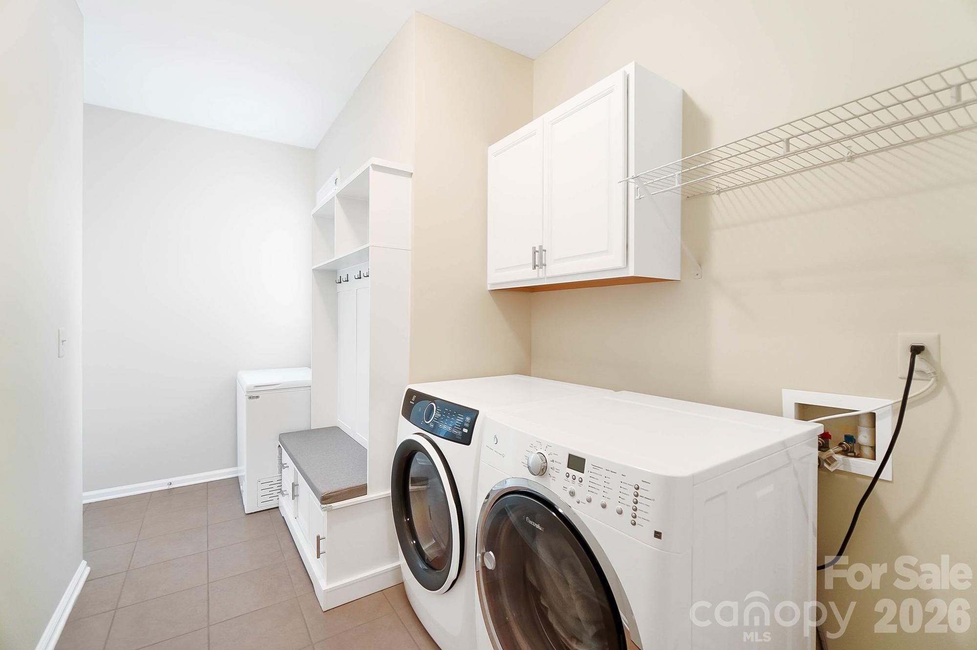 Fairington Oaks - Residential