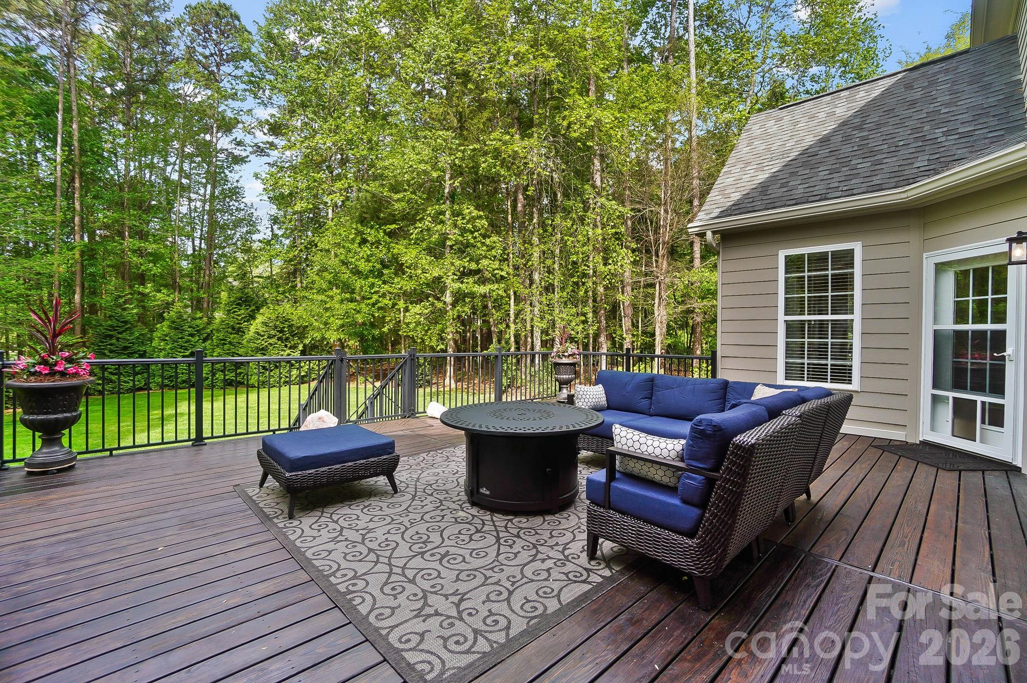 Fairington Oaks - Residential