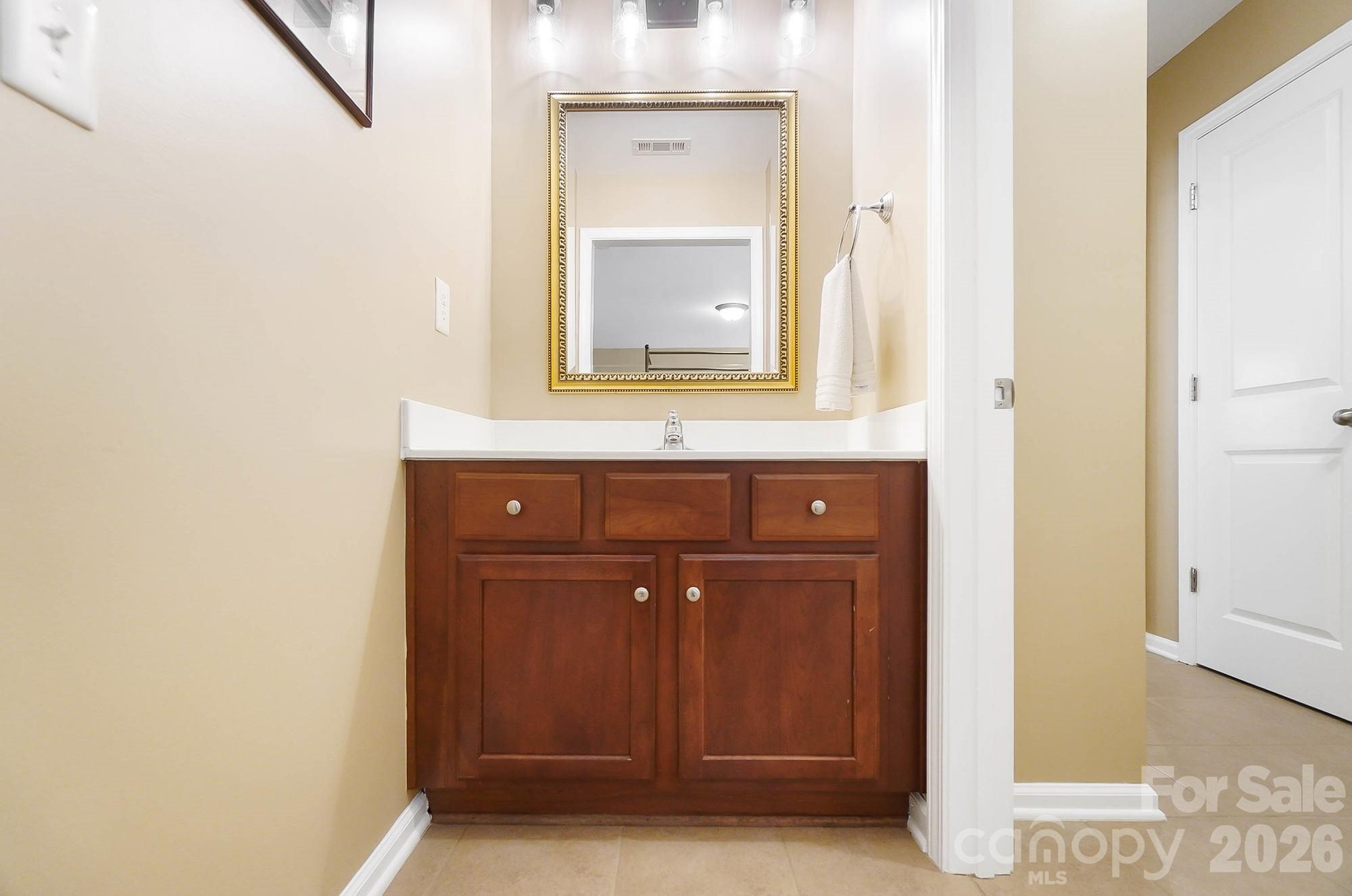 Fairington Oaks - Residential