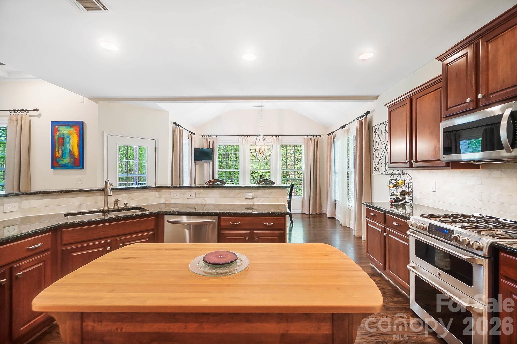 Fairington Oaks - Residential