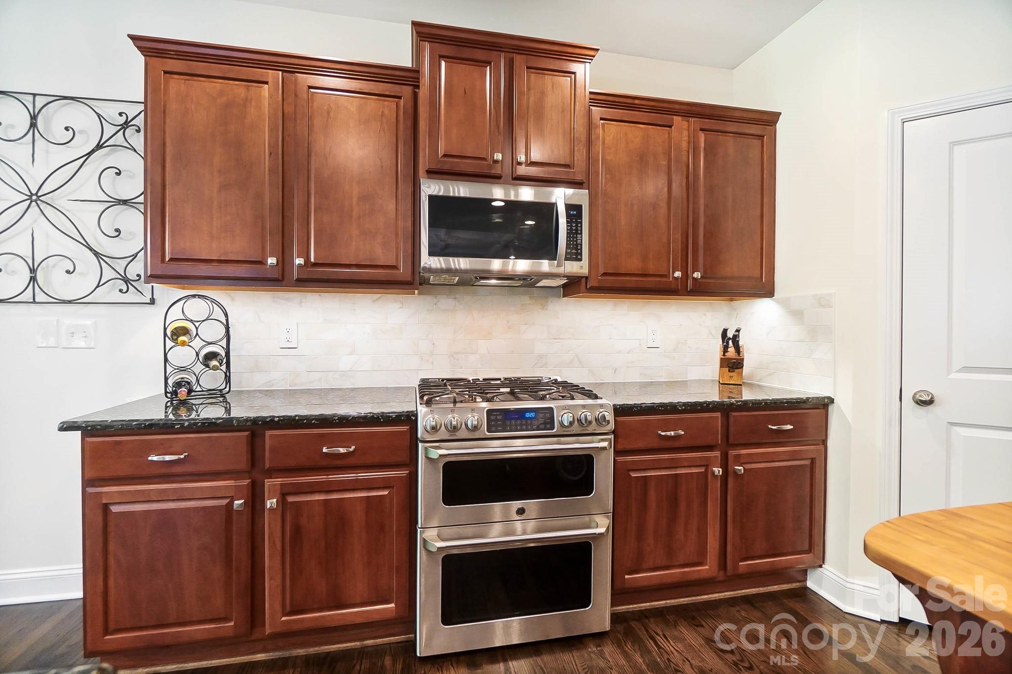 Fairington Oaks - Residential