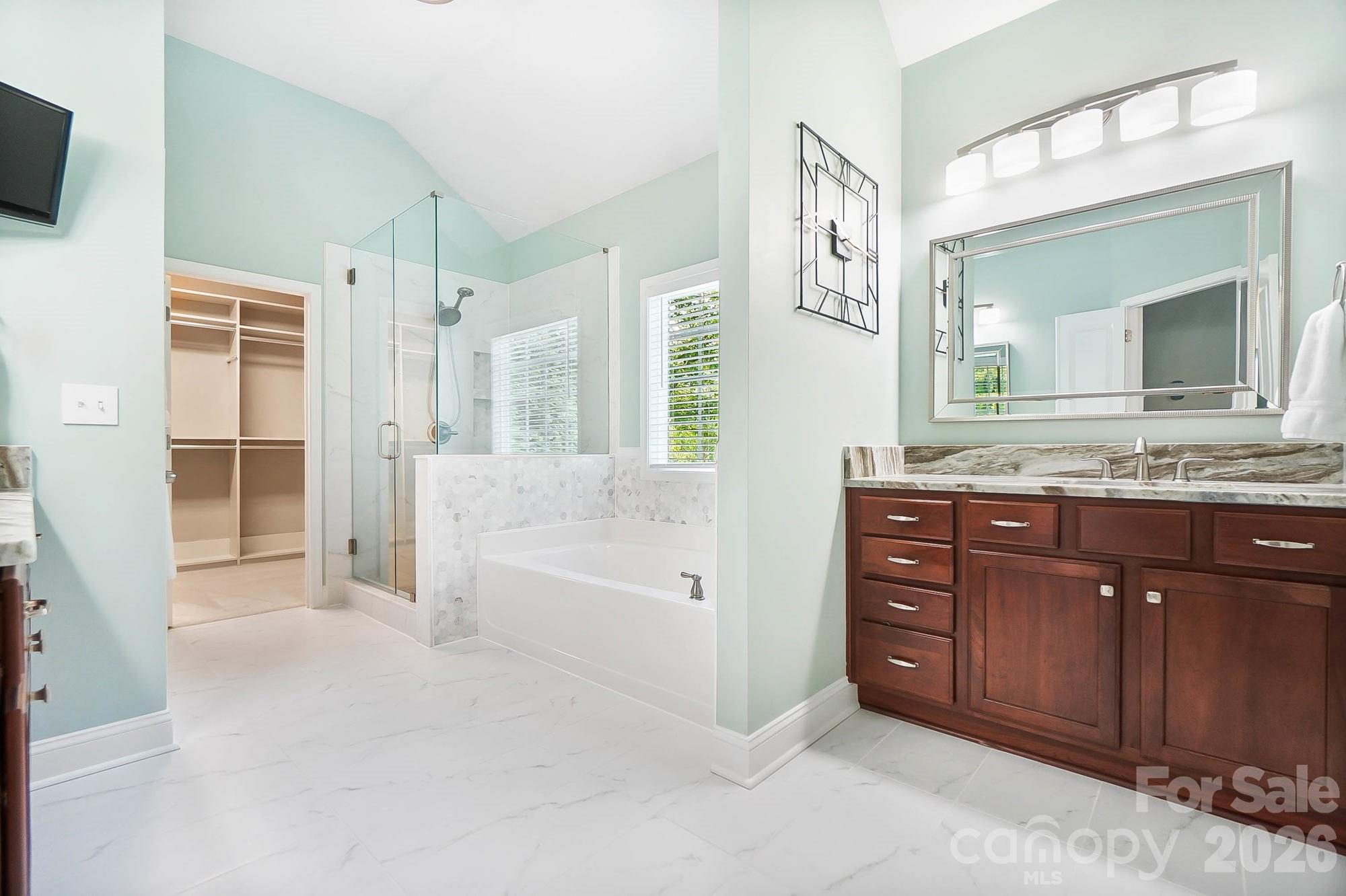 Fairington Oaks - Residential