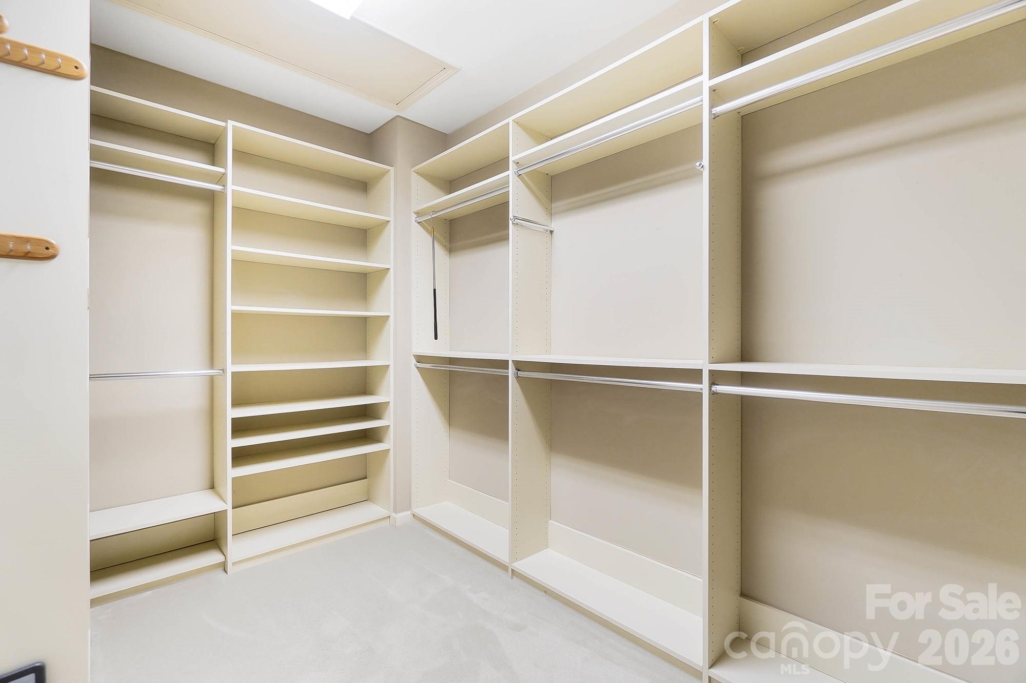 Fairington Oaks - Residential