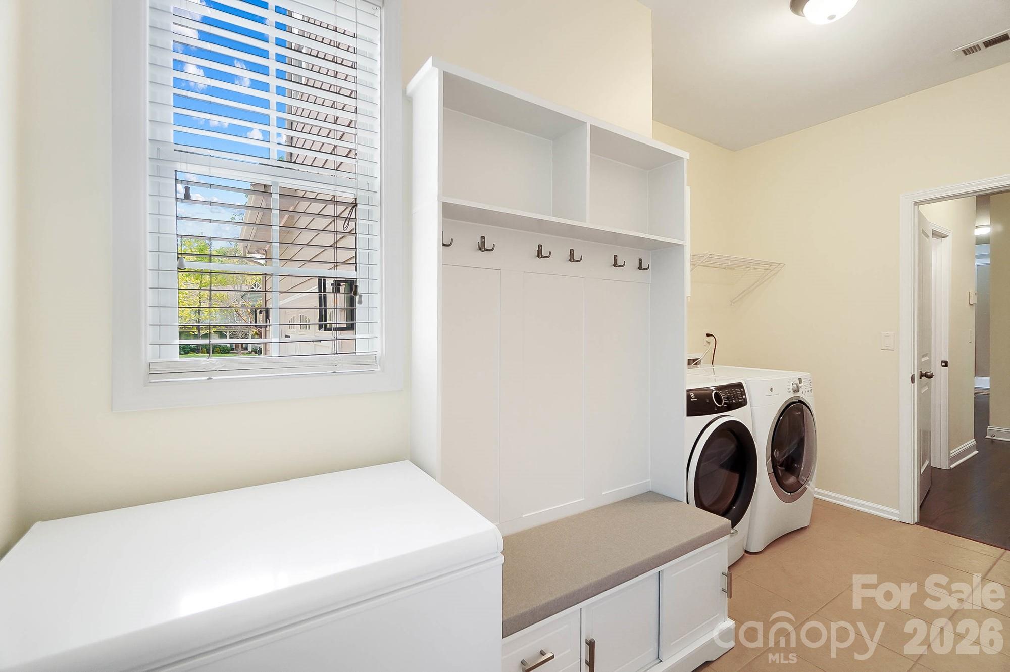 Fairington Oaks - Residential