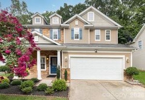 14038 Pinyon Pine Lane Charlotte NC 28215